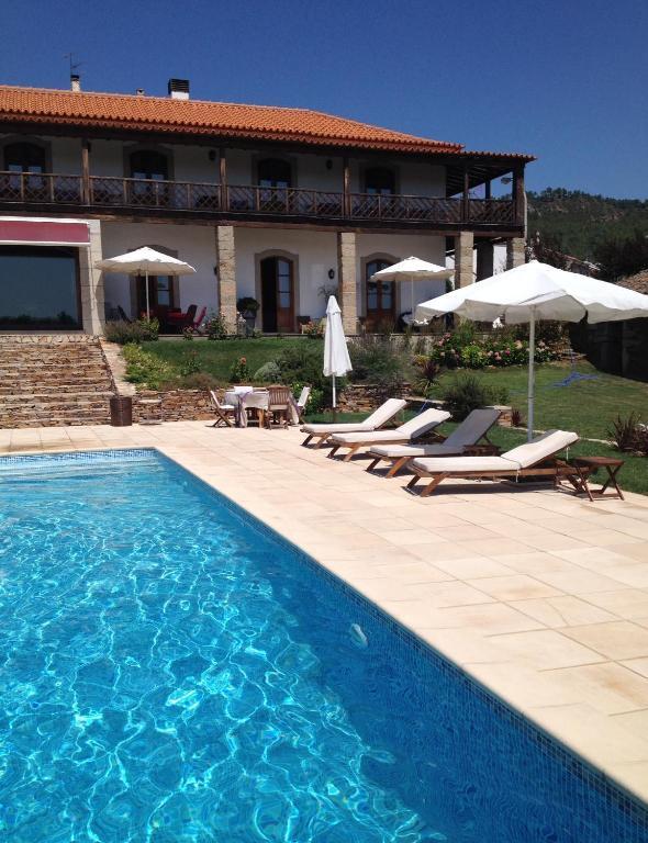 فندق Quinta Da Pereira E Enricas Agro-Turismo فيلا فلور المظهر الخارجي الصورة